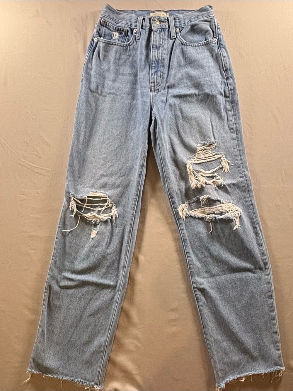 Madewell Baggy Straight size 25 distressed jeans